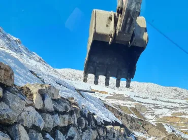 Arnavutköy Kiralık Kepçe